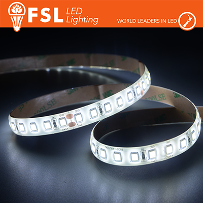 STRISCIA LED 5M IP65 SILICON 2835 24V - 6W/M 60LED/M 3000K