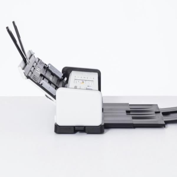 Brother Scanner desktop compatto con duplex (DUAL CIS) …