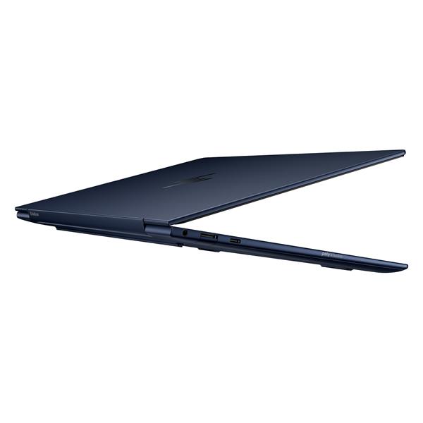 HP EliteBook Ultra G1i 14' AI di nuova …
