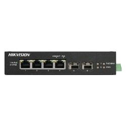 Hikvision DS-3T0506HP-E/HS Ã¨ uno switch di rete Gigabit con 4 porte.