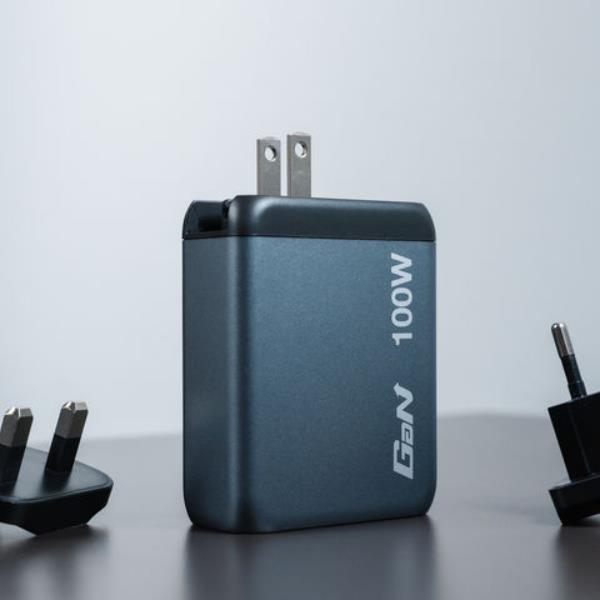 Verbatim - Alimentatore - GaN - 100 Watt - 5 A - PD 3.0, QC 3.0, PD/PPS - 4 connettori di uscita (USB, 3 x USB-C)