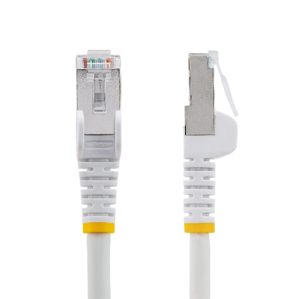 StarTech.com Cavo Ethernet CAT 6a - 7m - Bianco - Cavo di rete LAN Low Smoke Zero Halogen (LSZH) - 10GbE 500MHz 100W PoE++ - Filo/Cavo patch schermato S/FTP con spinotto RJ45 antigroviglio e rilievi di trazione, 7 m, Cat6a, S/FTP (S-STP), RJ-45, RJ-45, Bianco