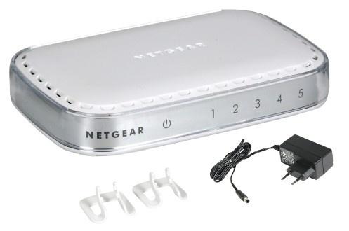 NETGEAR GS605v4 - Switch - unmanaged - 5 x 10/100/1000 - desktop